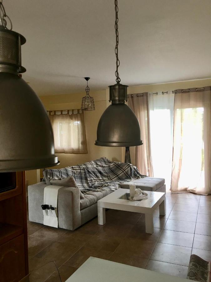 Modern House Guest House Afytos Bagian luar foto