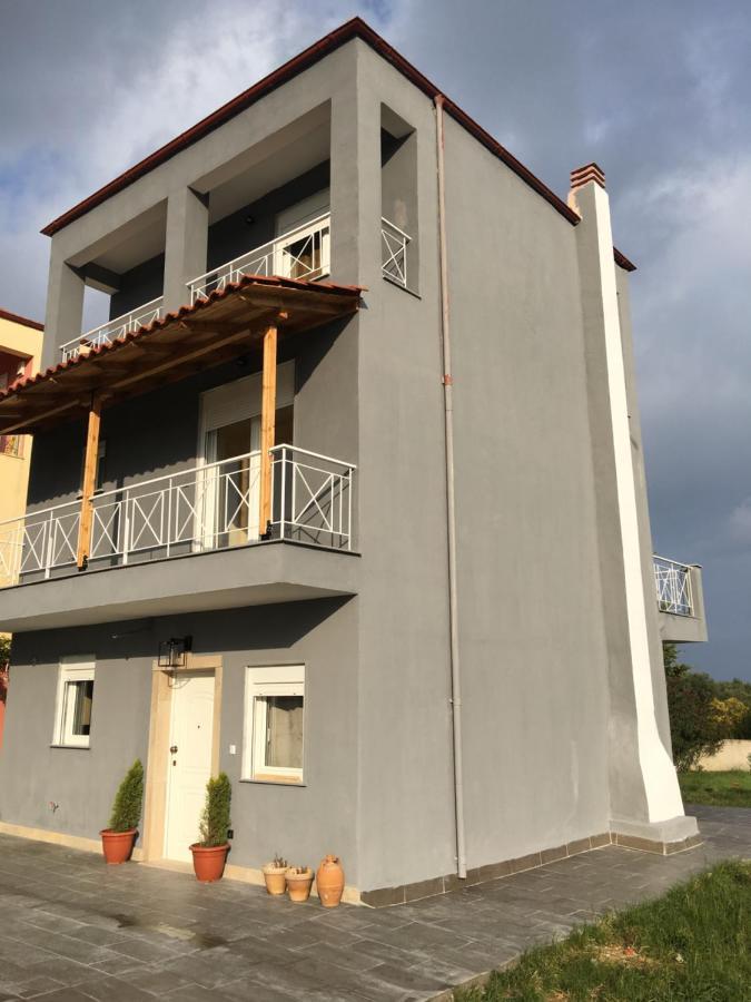 Modern House Guest House Afytos Bagian luar foto