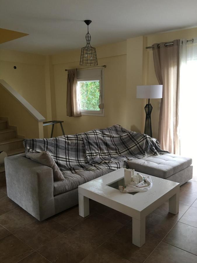 Modern House Guest House Afytos Bagian luar foto